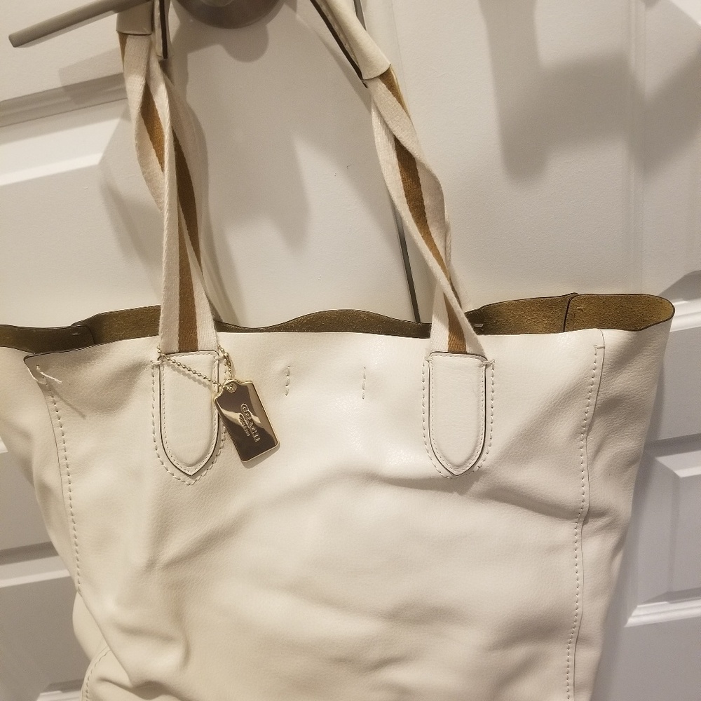 Coach tote